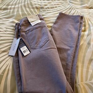 NYDJ Women's Alina Ankle Jeans - Grey - Size 8 
NEW/NEVER WORN